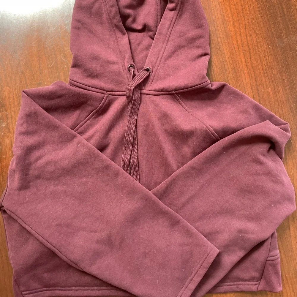 NWOT Maroon Athleta Sweatshirt - Picture 5 of 8